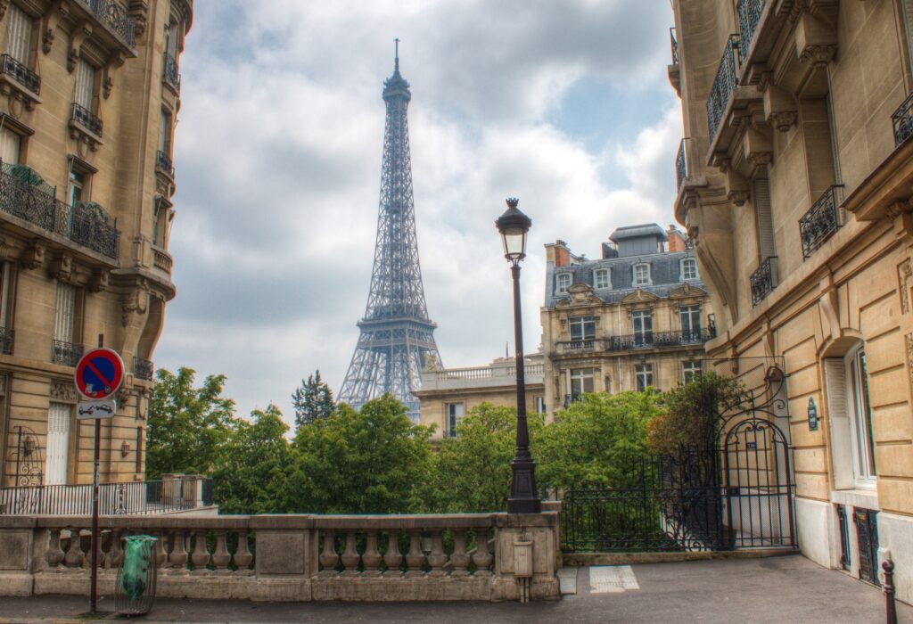 Eiffel Tower from Avenue Camnoen by Paul de Burger